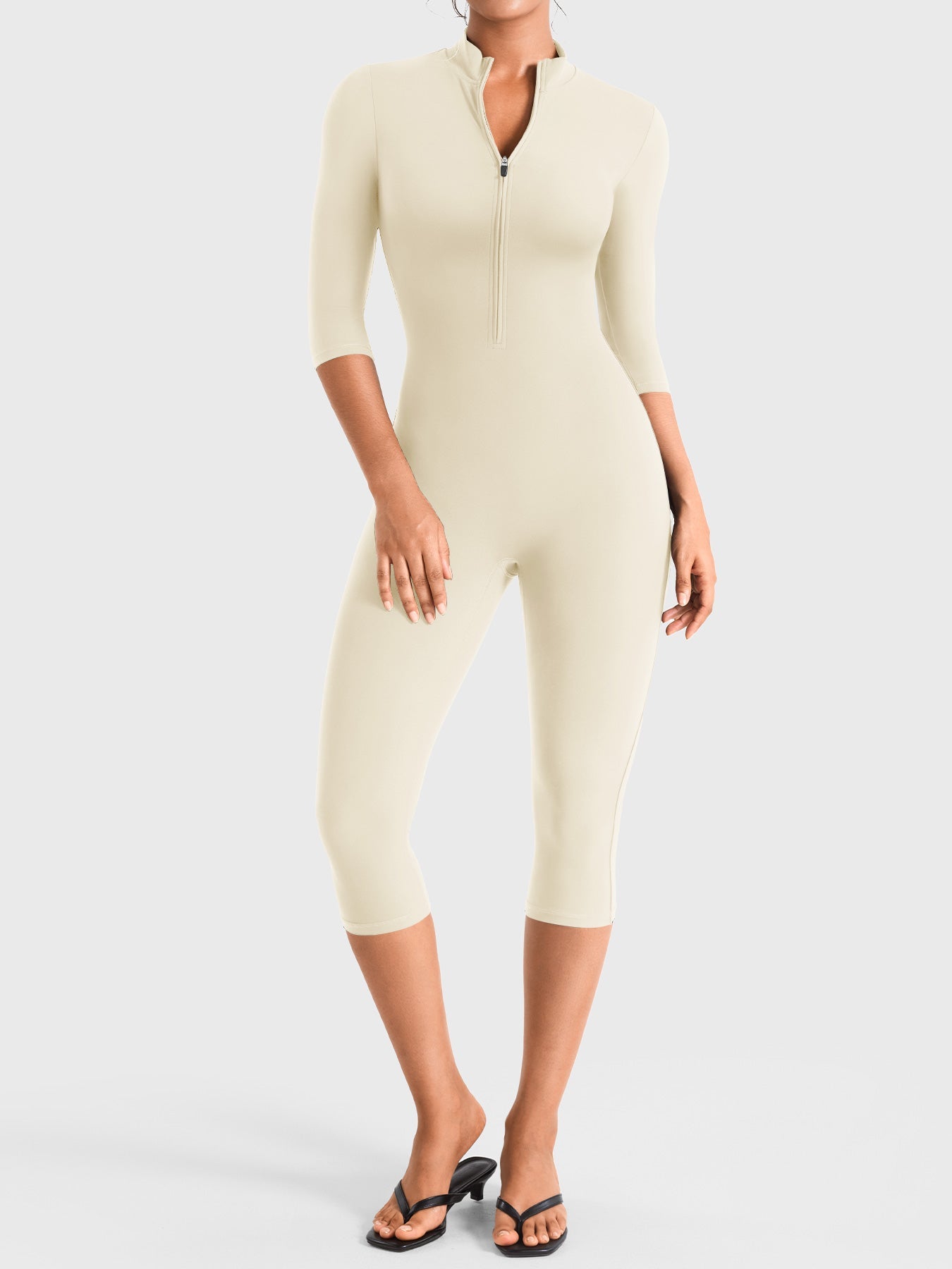 #Color_Beige