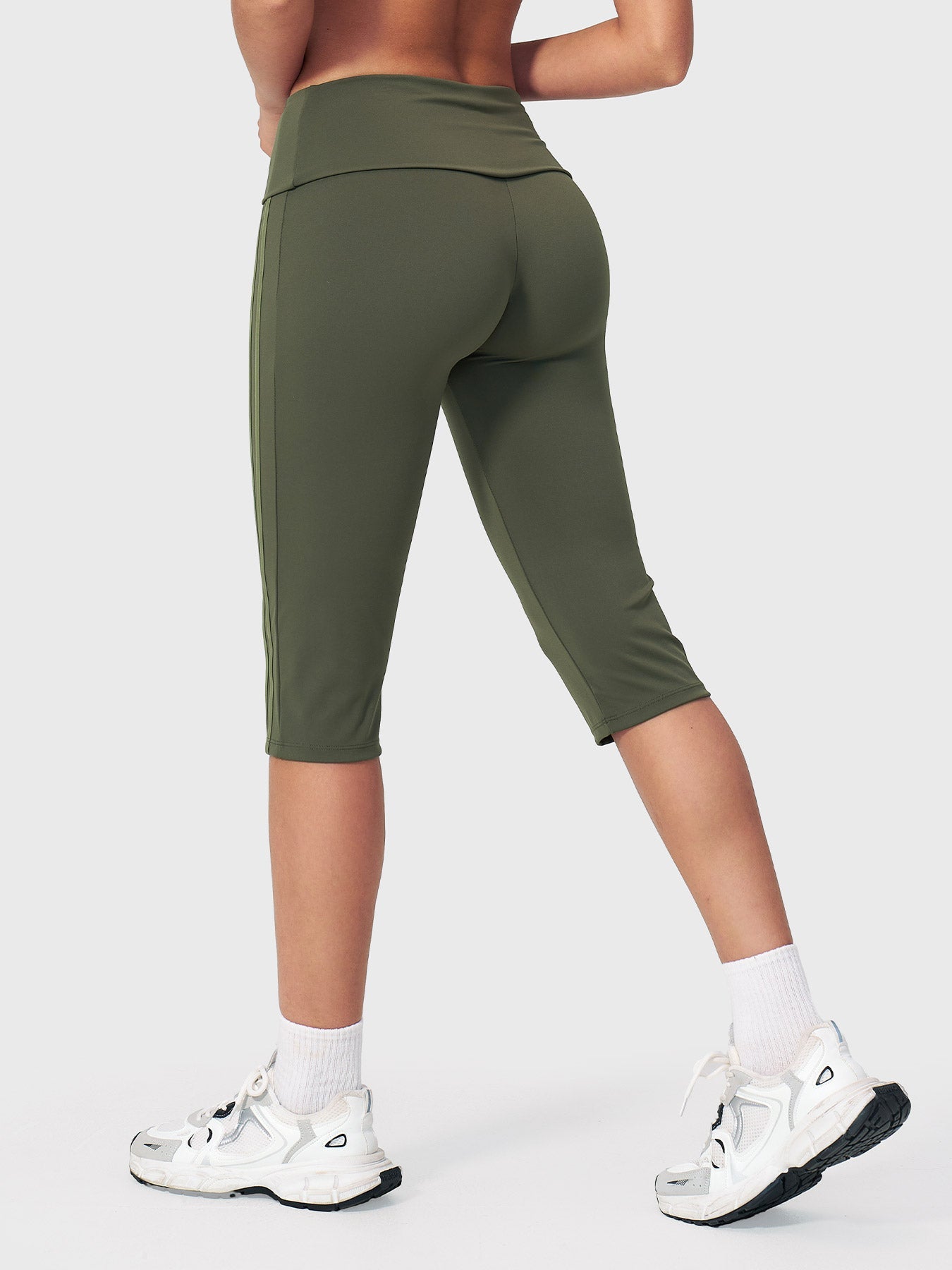 #Color_Moss Green