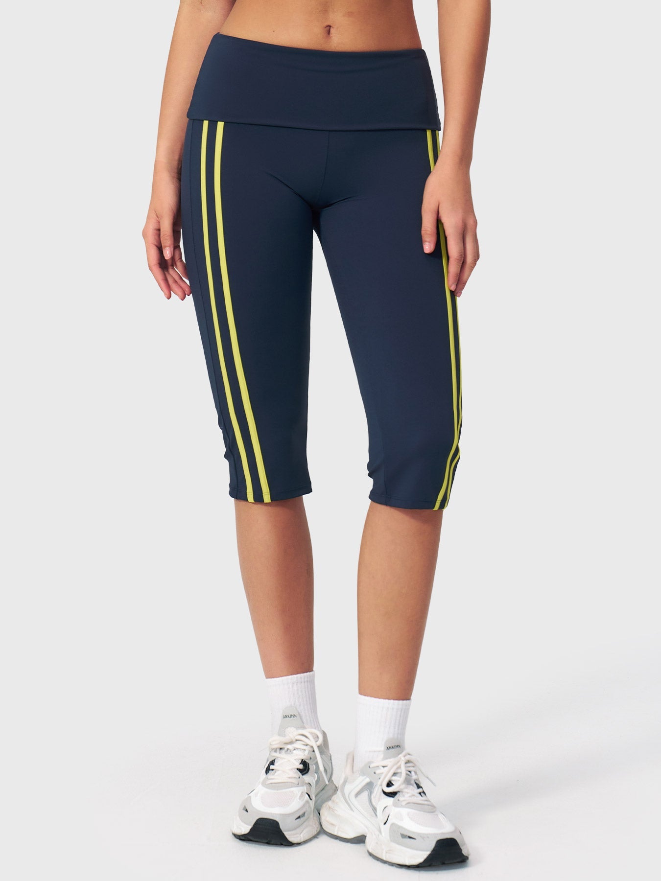 #Color_Navy